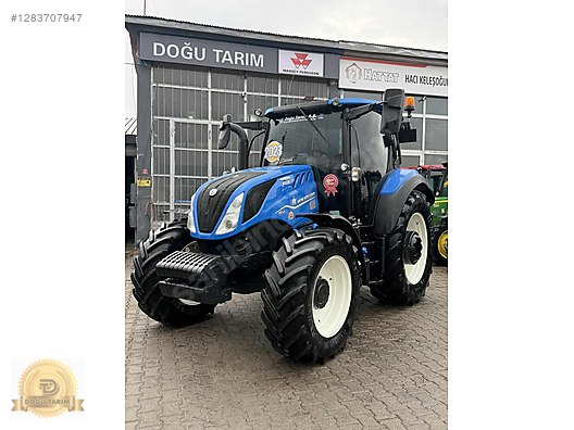 Machinery / Agricultural Machines / Tractors / New Holland / T5.140