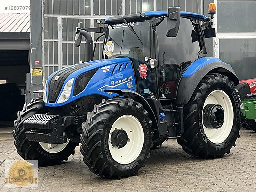 Machinery / Agricultural Machines / Tractors / New Holland / T5.140