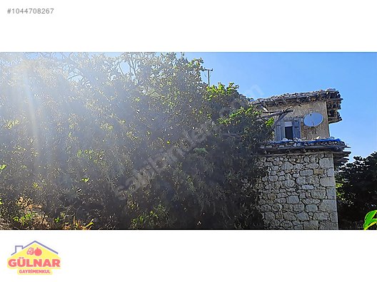 GÜLNARAYDINCIK YOLUNA CEPELİ SATILIK KÖY EVİ VE BAHÇE Satılık