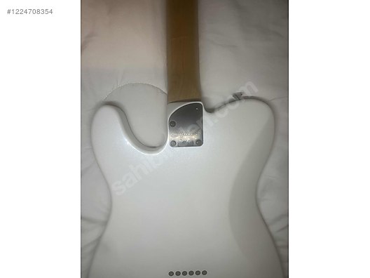 Squier Elektro Gitar