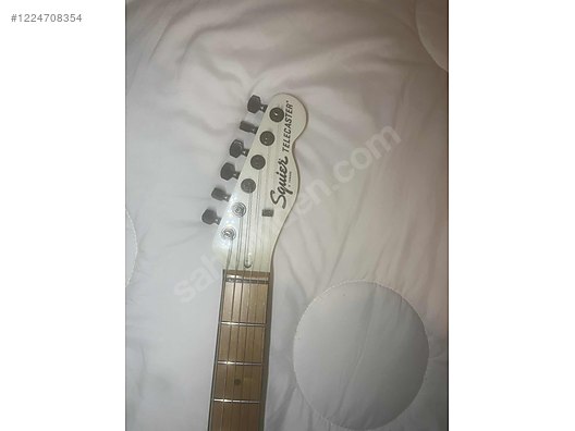 Squier Elektro Gitar
