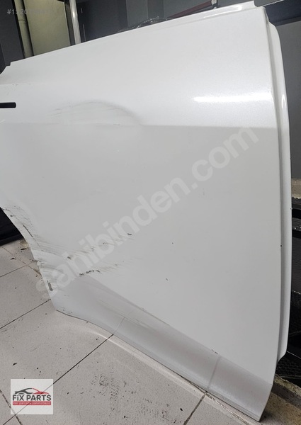 Tesla Model Y Kapı