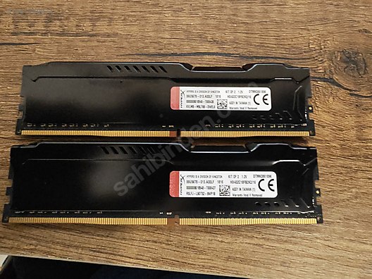 Kingston HyperX Fury 16GB (2x8GB) DDR4 3200MHz CL18 RAM Kit