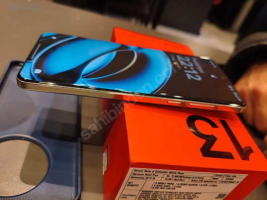 Used & Brand New Items / Cell Phones & Accessories / Cell Phones / OnePlus / 13