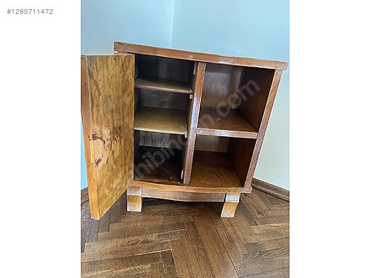 Used & Brand New Items / Antique / Furniture / Den & Living Room / Antique Cupboard