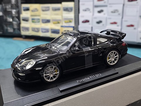Norev Diecast Model 1:18 Porsche Araba - 1105711744