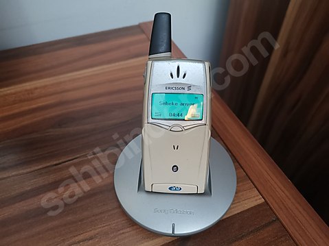 Sony Ericsson T39...