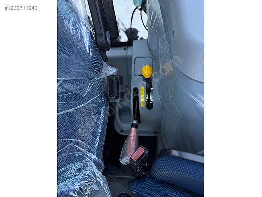 Machinery / Agricultural Machines / Tractors / New Holland / TR5.110