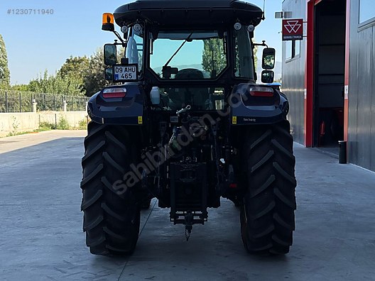 Machinery / Agricultural Machines / Tractors / New Holland / TR5.110