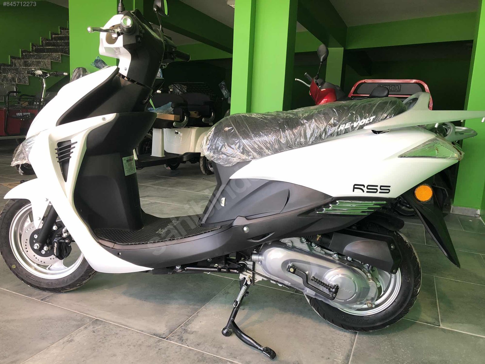 Revolt RS5 2020 Model Moped Motor Motosiklet Mağazasından Sıfır 7.999