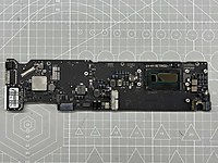 Apple MacBook Air A1466 ORİJİNAL ANAKART İ5 4 GB RAM 820-3437-B