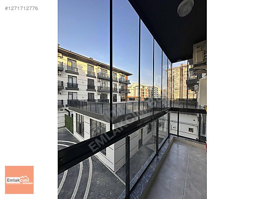 *CADDE ÜZERİ* - *HAVUZ CEPHE * KAPALI CAM BALKON *OFİS/DAİRE 1+1 #1271712776