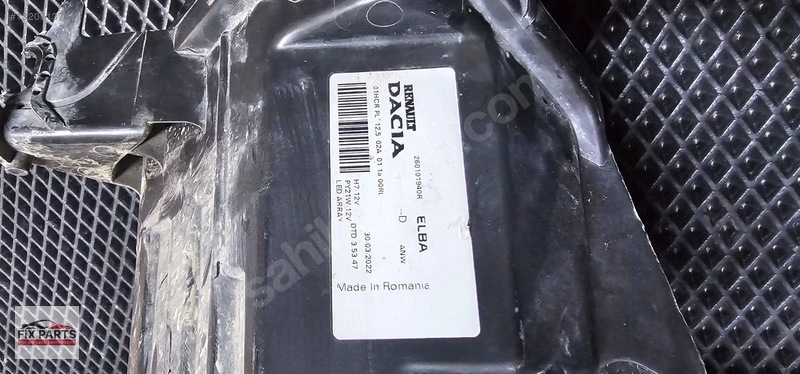 Dacia Sandero Far