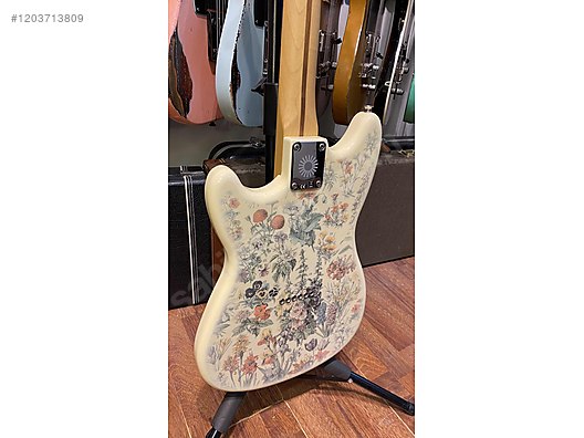 İkinci El ve Sıfır Alışveriş / Müzik / Müzik Aletleri / Telli Çalgılar / Gitar / Elektro