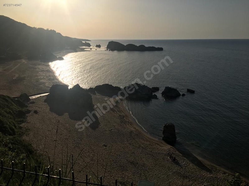 ŞİLE İLE AĞVA ARASINDA DENİZE 100 M DUBLEKS 3+1 MÜSTEKİL VİLLA Günlük