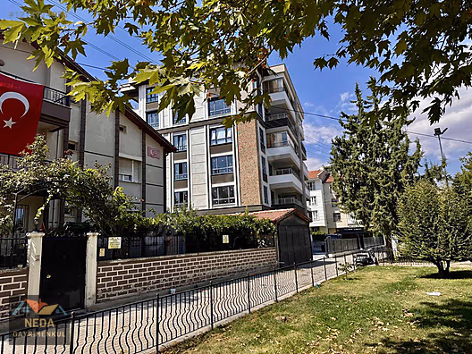ULUIRMAK MEZARLIĞI YAKINI PARK CEPHELİ GENİŞ 4+1 SATILIK DAİRE #1274714976