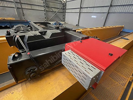 Machinery / Industrial / Carrying & Stacking Equipment / Lifting & Rigging Hardware