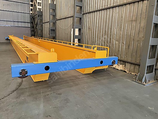 Machinery / Industrial / Carrying & Stacking Equipment / Lifting & Rigging Hardware