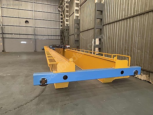 Machinery / Industrial / Carrying & Stacking Equipment / Lifting & Rigging Hardware