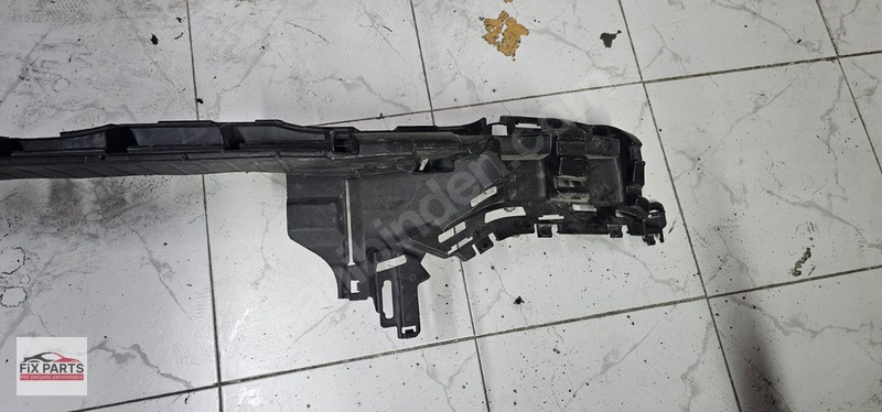 Mercedes C Tampon Braketi (Ön)