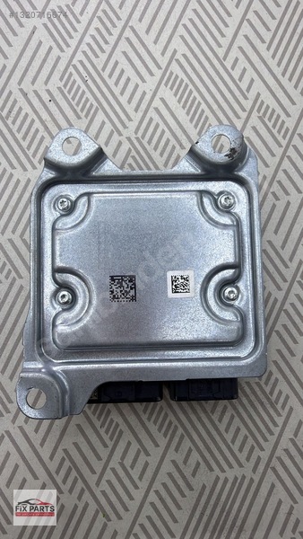 Tesla Model Y Airbag Beyni