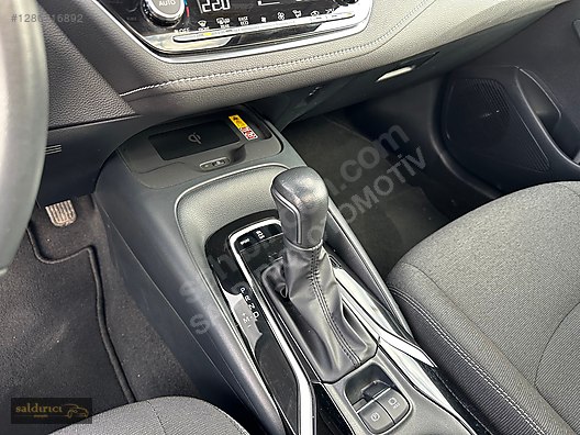 Vasıta / Otomobil / Toyota / Corolla / 1.5 / Flame X-Pack