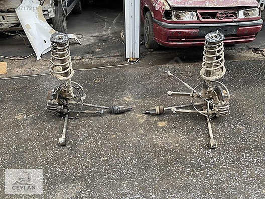 KİA SPORTAGE ARKA TAMPON DEMİRİ görseli 2