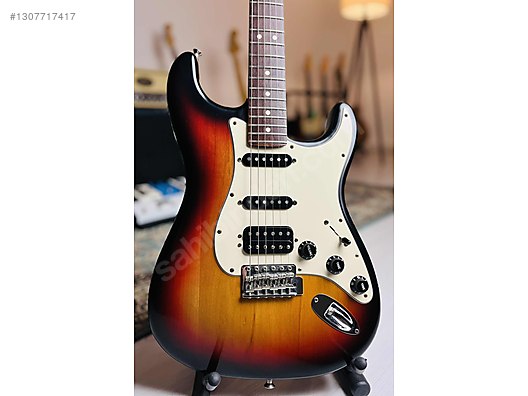 American Fender Highway One Stratocaster HSS (2008) on sahibinden