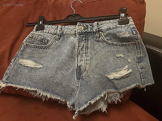 Used & Brand New Items / Clothing & Accessories / Women / Clothing / Shorts