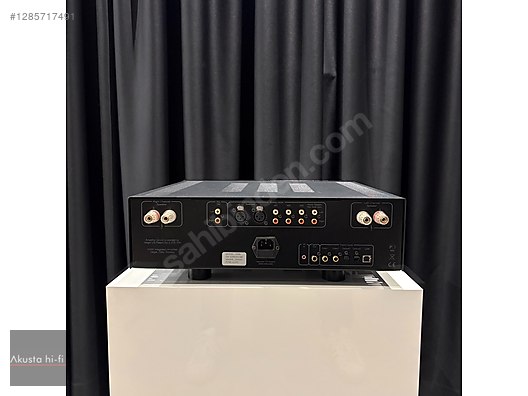 Mağazadan Hegel Amfi