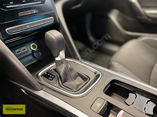 OTOMERKEZİ'NDEN %25 PEŞİN 36 AY VADE - K.KARTI 12 TAKSİT- MEGANE