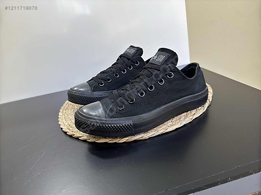 İkinci El ve Sıfır Alışveriş / Giyim & Aksesuar / Kadın / Ayakkabı / Spor