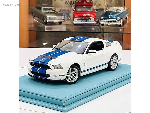 GreenLight Diecast Model 1:18 Ford Araba - 1301719780