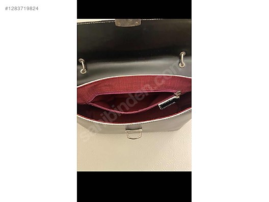 Used & Brand New Items / Clothing & Accessories / Women / Shoes / Classic Heels