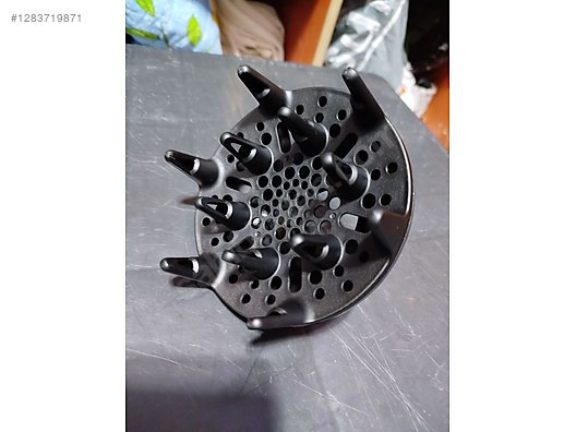 Used & Brand New Items / Beauty & Healthcare / Hair Care / Hair Styling & Drying / Hair Straightener