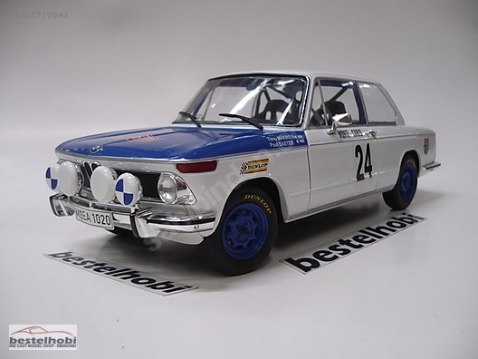 Solido Diecast Model 1:18 BMW Araba - 1327719943