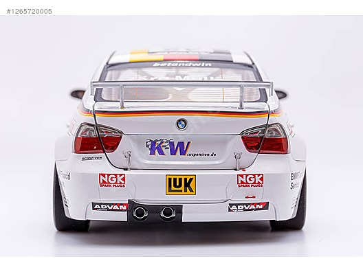 AUTOart 1/18 BMW 320si WTCC 2006 Team Germany J. Muller #42 on