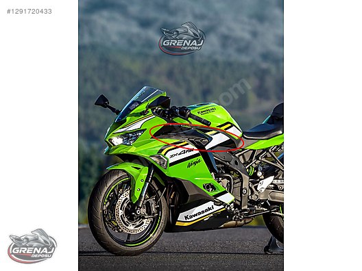 Grenaj / KAWASAKİ NINJA ZX4RR 2025 SOL ÜST GRENAJ STİCKER DAHİL