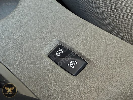 OTOFENİX 2012 RENAULT MEGANE 1.5 DCI DYNAMIQUE 194.500 KM