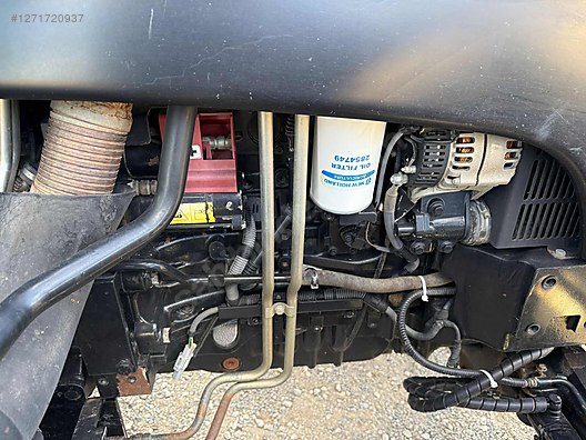 Machinery / Agricultural Machines / Tractors / New Holland / TR6.140