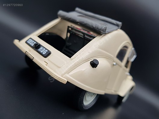 Maisto Diecast Model 1:18 Citroën Araba - 1297720960