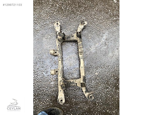 KİA SPORTAGE ARKA TRAVERS küçük görsel 9