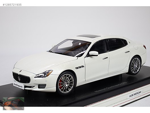 Autoart Diecast Model 1:18 Maserati Araba - 1285721935