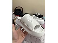 Lacoste terlik slide beyaz renk