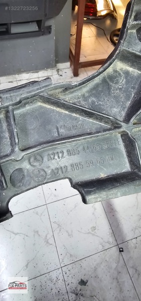 Mercedes E Tampon Braketi (Arka)