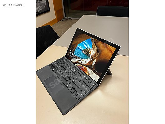 Microsoft Surface Pro5 美品 Microsoft Surface Pro 5 256 GB Tablet - 1311724838