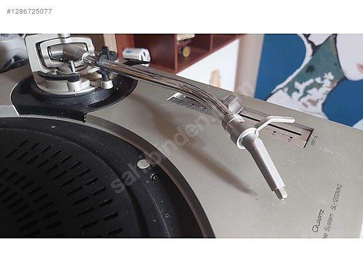 Used & Brand New Items / Home Electronics / Home Audio / Record Player & Turntable