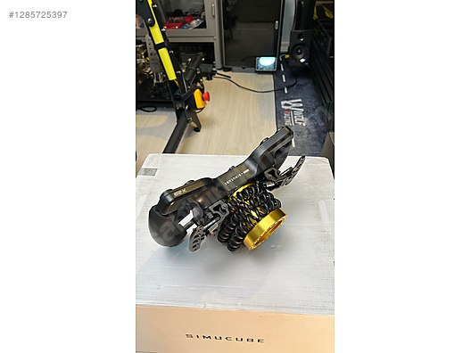 Used & Brand New Items / Gaming & Gamers Exclusive / Gaming Equipment / PC Game Racing Wheels