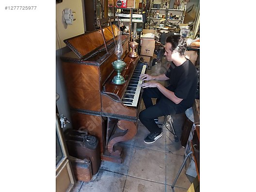 İkinci El ve Sıfır Alışveriş / Antika / Enstrüman / Antika Tuşlu Çalgı