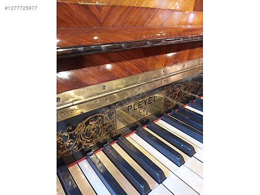 İkinci El ve Sıfır Alışveriş / Antika / Enstrüman / Antika Tuşlu Çalgı